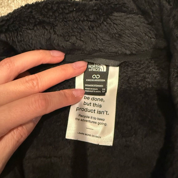 The North Face Women's Osito Zip Jacket in TNF Black sz XS - Picture 3 of 5